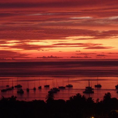 Maeva Sunset View Hotel Punaauia  Exterior foto